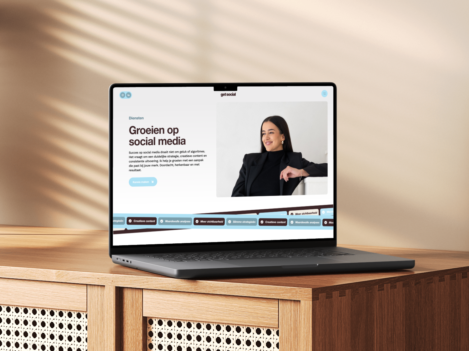 R-mockups, MacBook Air (15 inch)